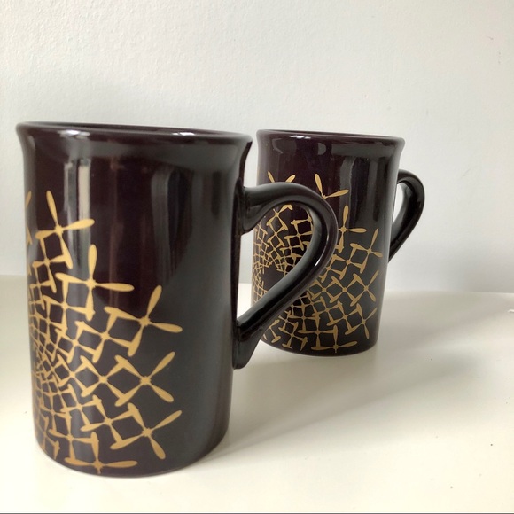 FREE with bundle - Set of two plum mugs - Picture 3 of 5